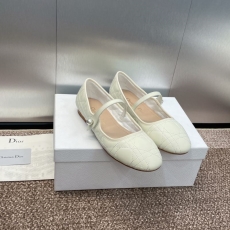 Christian Dior Low Shoes